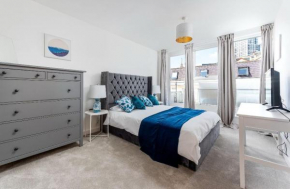 2 bed 2 bath Penthouse,terrace,London Eye,sleeps 6